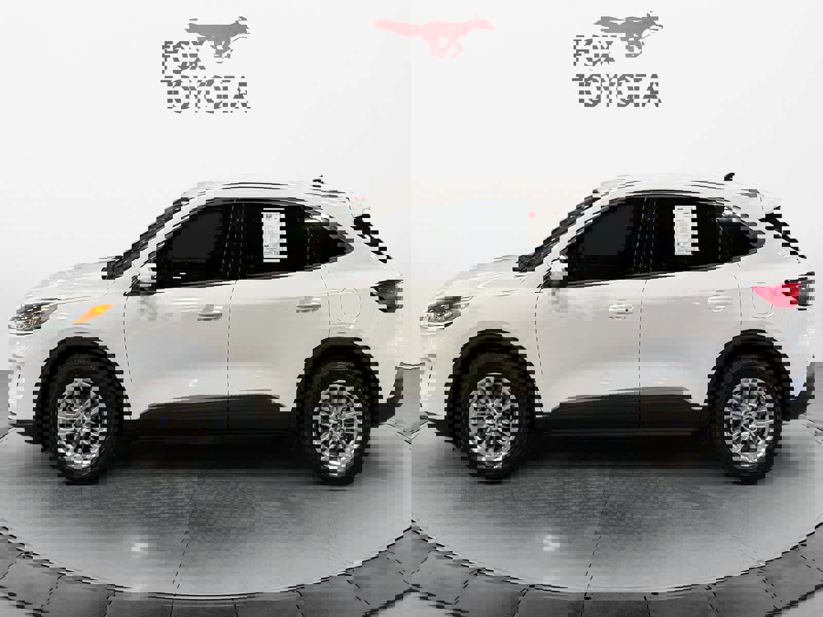 Used 2020 Ford Escape SE image 3