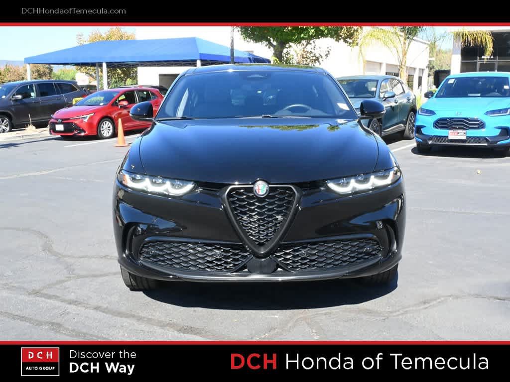 Used 2024 Alfa Romeo Tonale Veloce w/ Premium Interior Package AWD/4WD image 2