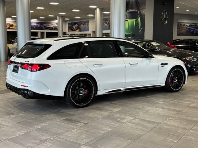 New 2026 Mercedes-Benz E 53 AMG e 4MATIC Wagon image 4