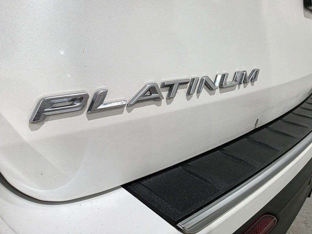 Used 2020 Ford Explorer Platinum image 34
