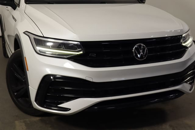 Used 2023 Volkswagen Tiguan SE R-Line FWD image 42