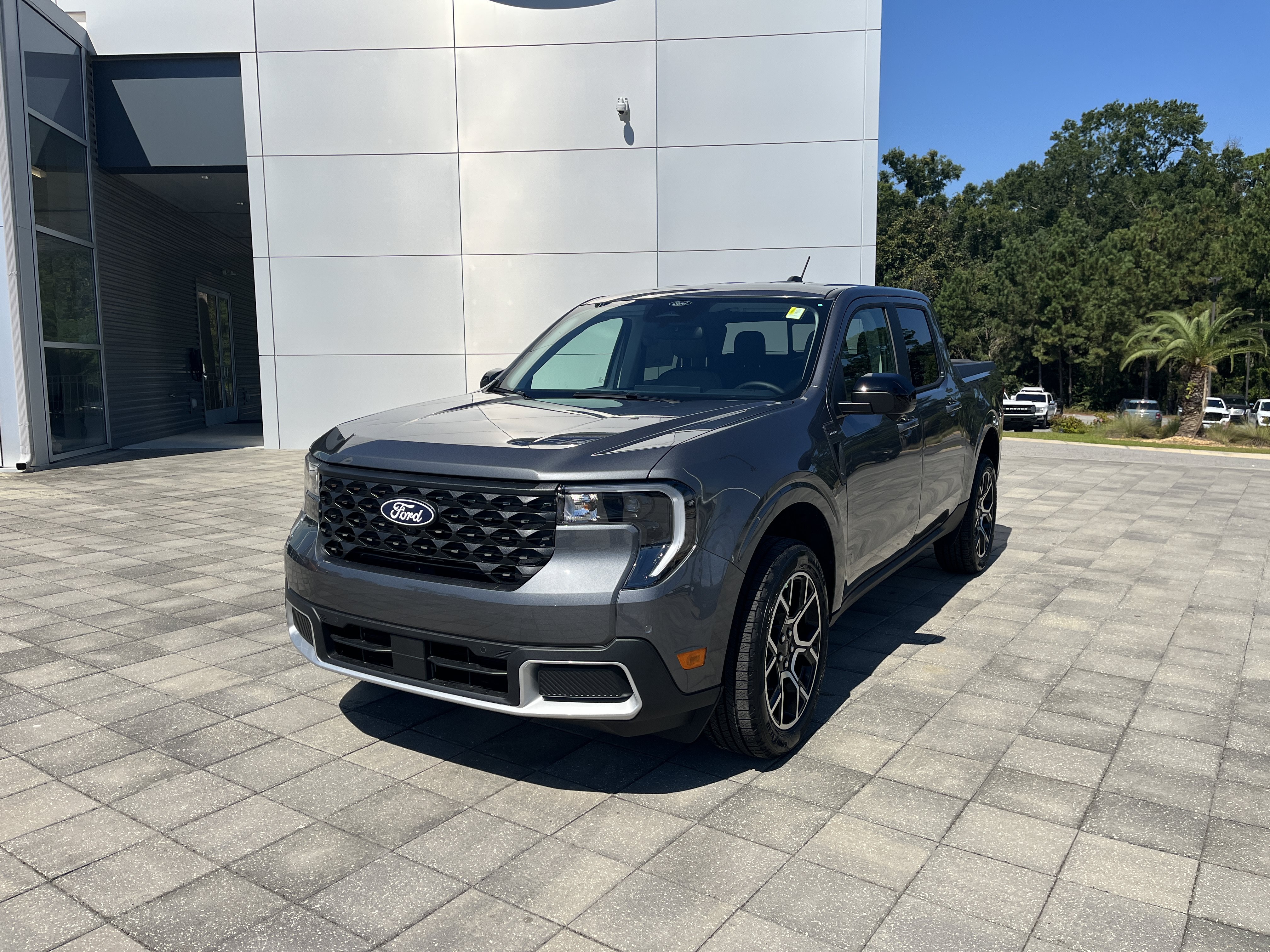 New 2026 Ford Maverick Lariat AWD/4WD image 2