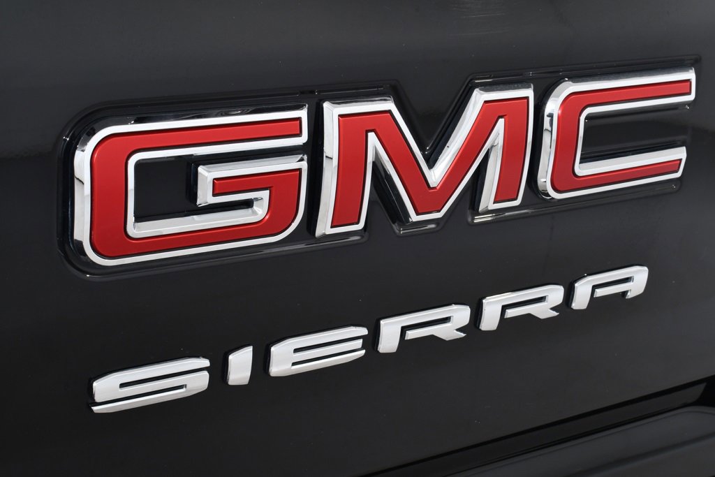 Used 2021 GMC Sierra 2500 SLE w/ SLE Value Package; image 24