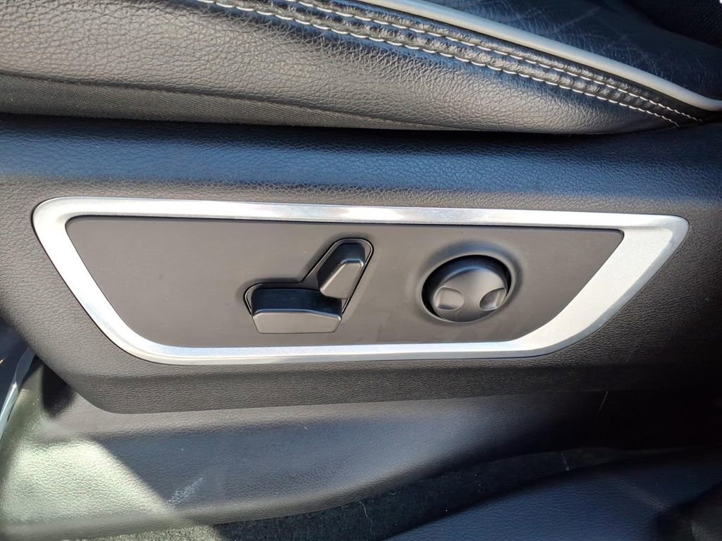 Certified 2023 RAM 1500 Laramie image 11