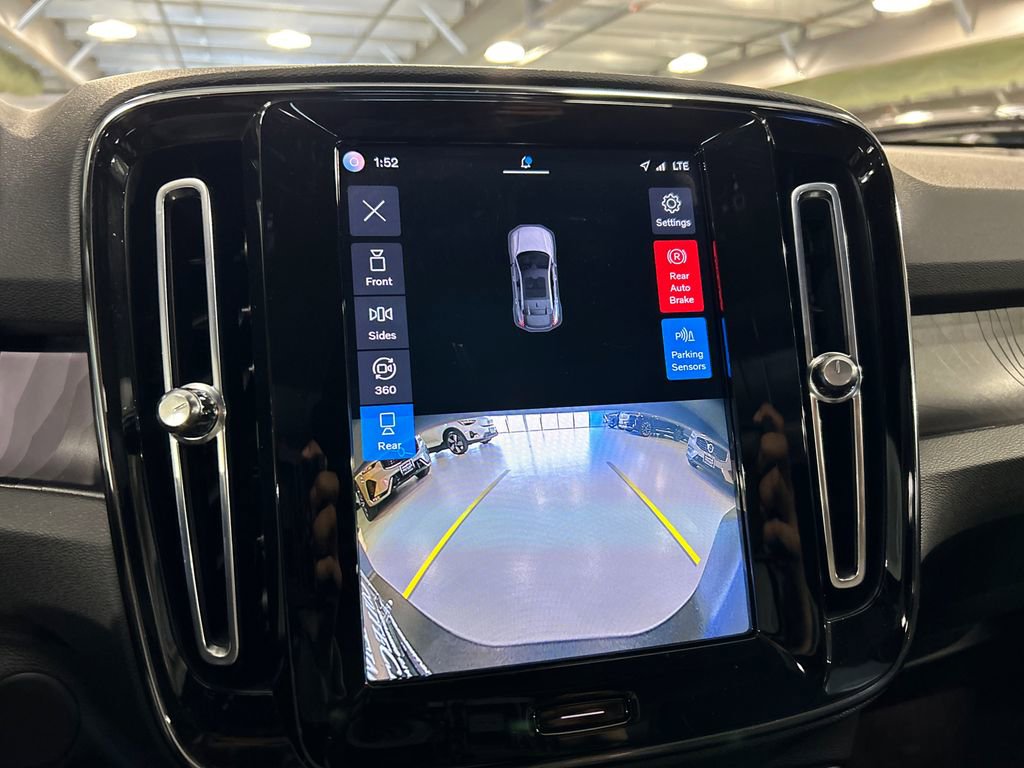 Certified 2023 Volvo C40 P8 Recharge Ultimate image 17