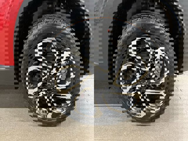 New 2026 Chevrolet Trax RS w/ Sunroof Package image 33