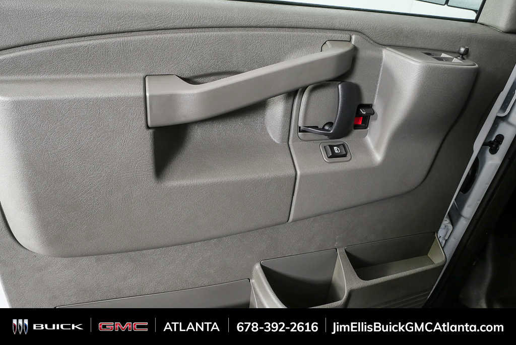 New 2025 GMC Savana 2500 w/ Driver Convenience Package RWD image 6