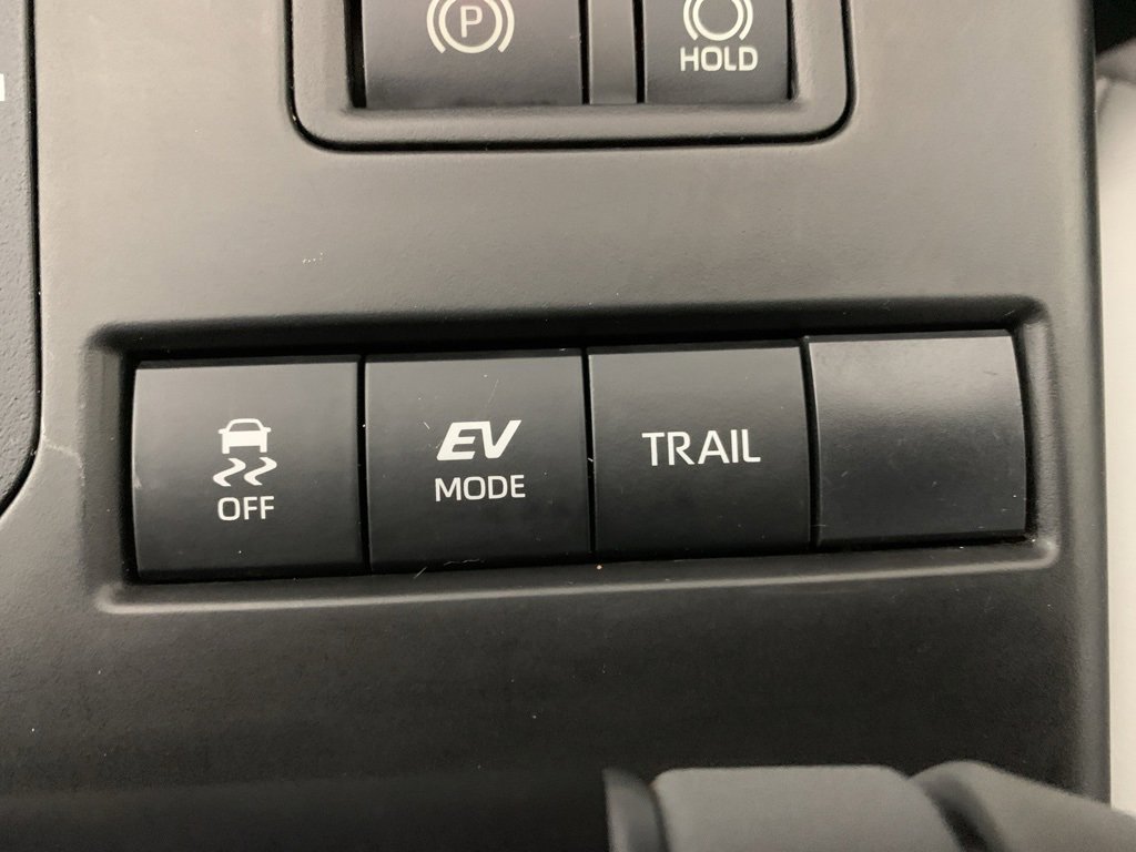 Used 2021 Toyota Highlander XLE image 15