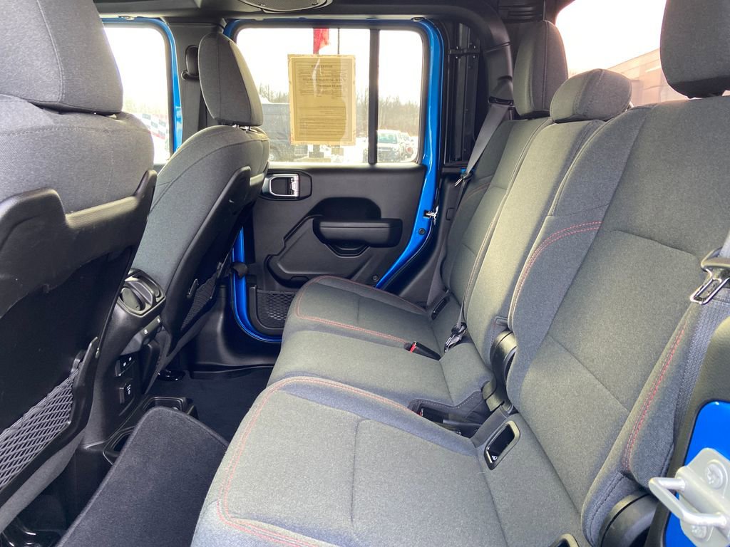 Used 2024 Jeep Gladiator Rubicon w/ Safety Group image 15