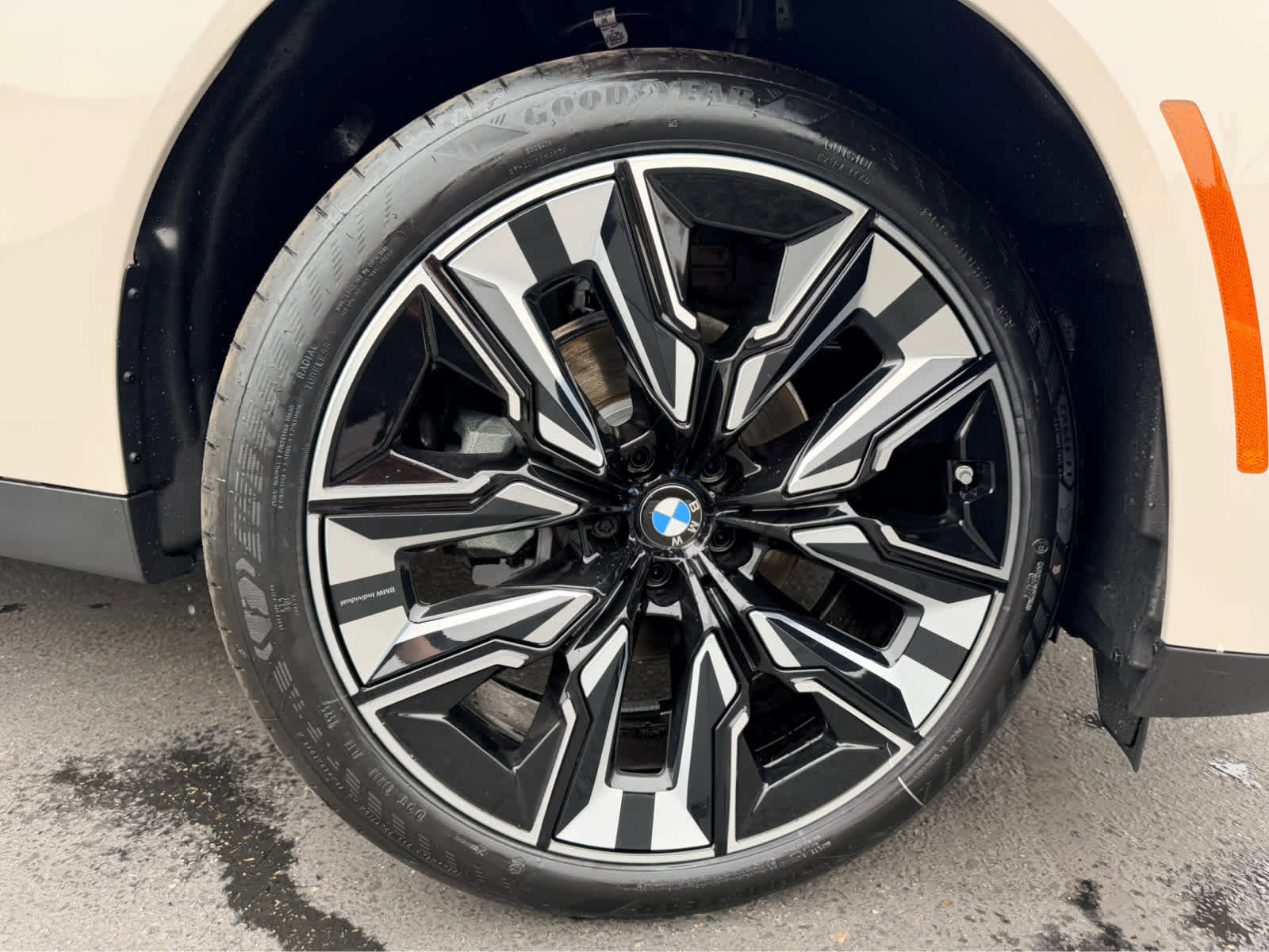 New 2026 BMW X3 xDrive30 w/ Premium Package AWD/4WD image 9