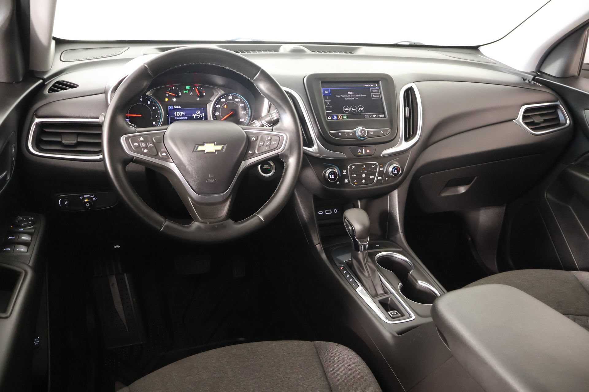 Used 2023 Chevrolet Equinox LT FWD image 2