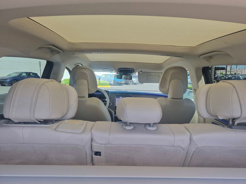 Used 2023 Mercedes-Benz EQS 450+ SUV image 15