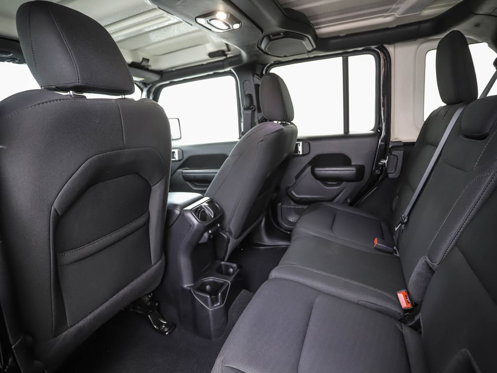 Used 2021 Jeep Wrangler Unlimited Sport AWD/4WD image 21