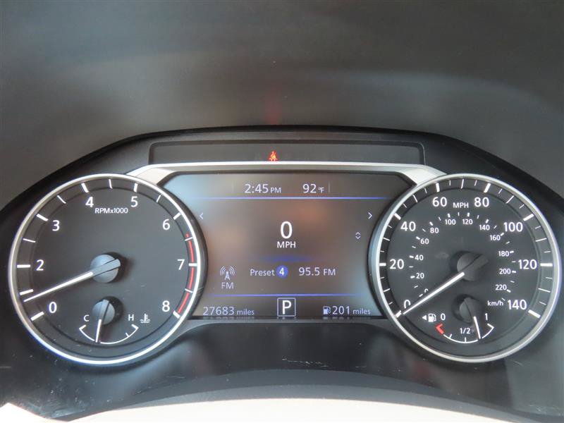 Used 2025 Nissan Altima 2.5 SV FWD image 21