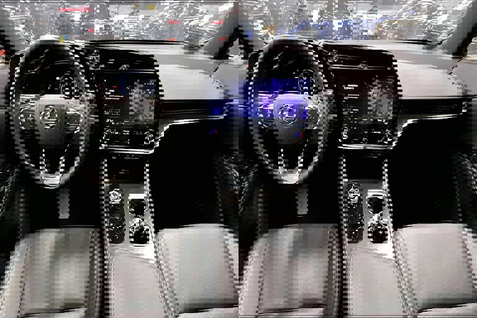 Used 2024 Lexus RZ 300e Premium image 15