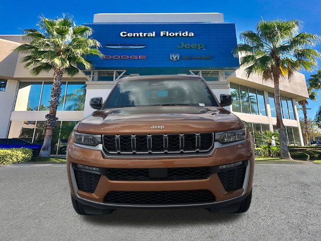 New 2027 Jeep Grand Cherokee L Limited RWD image 3