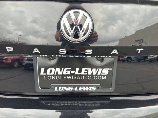 Used 2020 Volkswagen Passat 2.0T SEL image 37