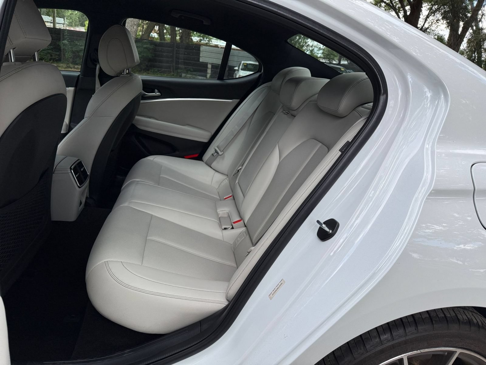Used 2025 Genesis G70 2.5T AWD/4WD image 39