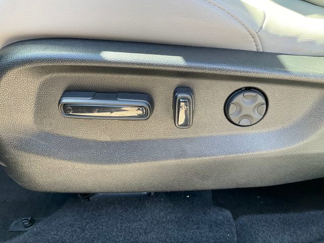 Used 2022 Honda CR-V EX-L image 6
