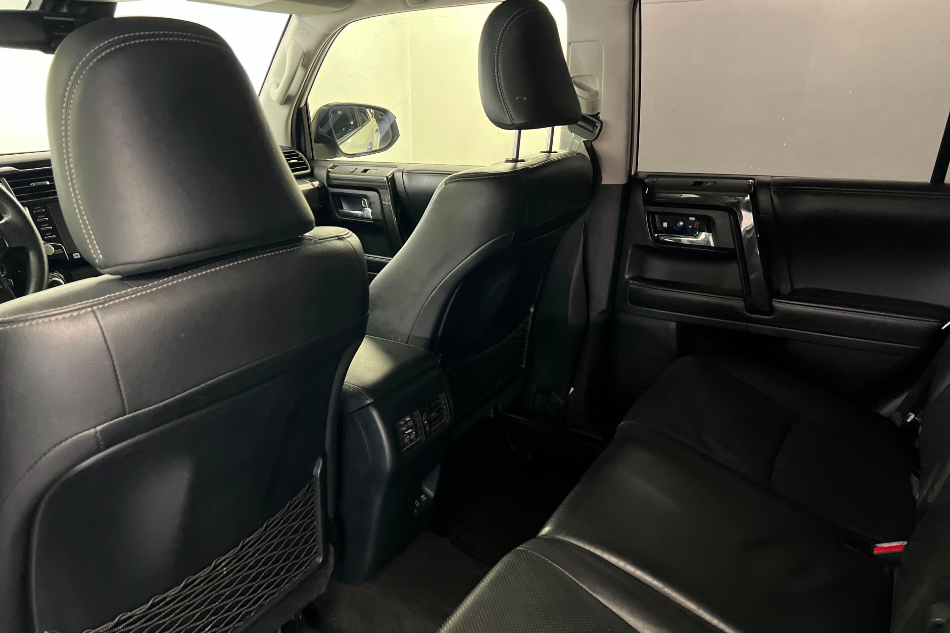Used 2020 Toyota 4Runner Limited AWD/4WD image 20