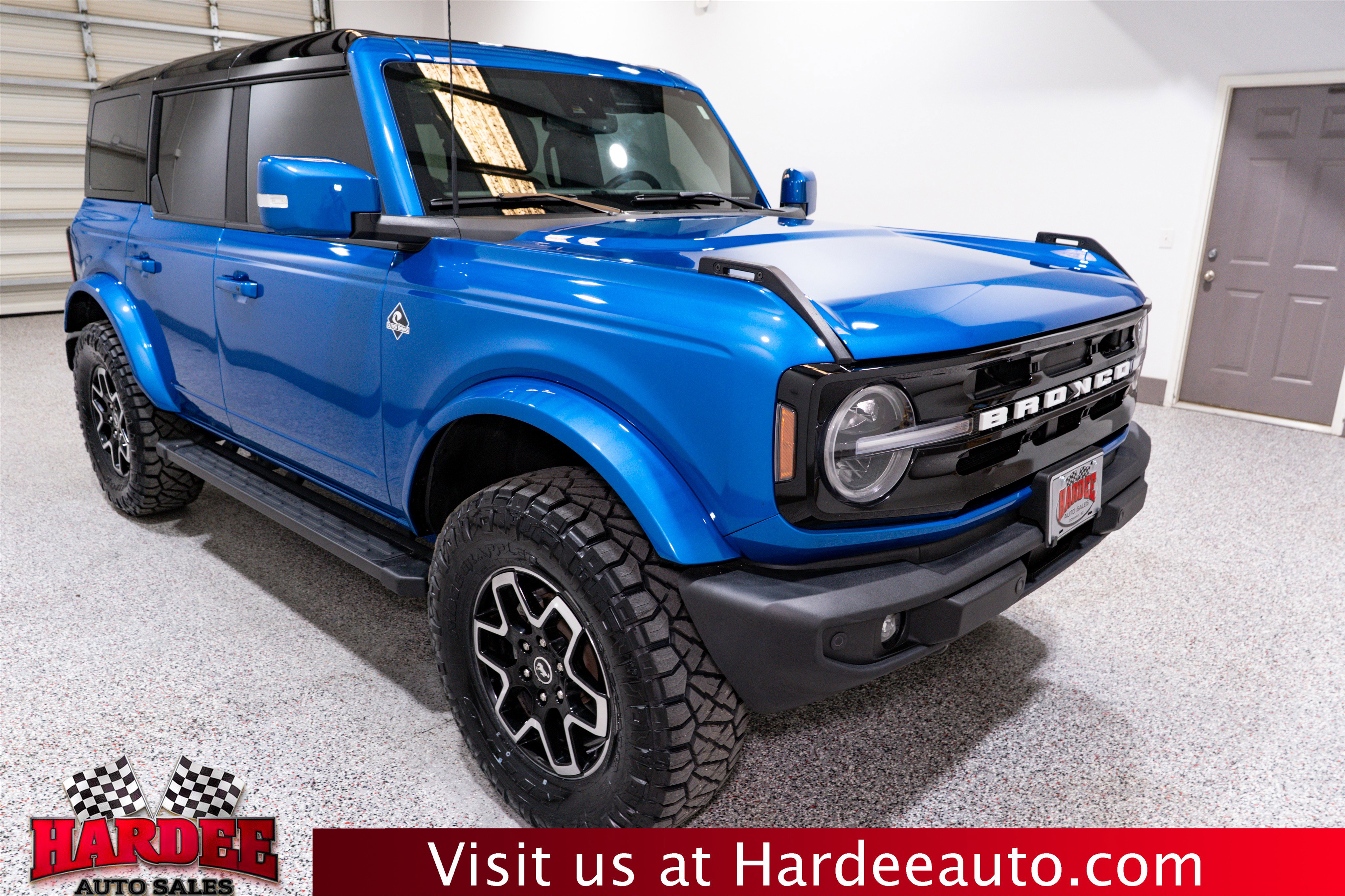 Used 2024 Ford Bronco Outer Banks image 6
