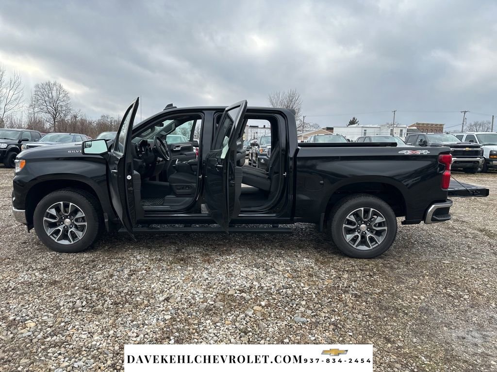 Used 2025 Chevrolet Silverado 1500 LT image 26