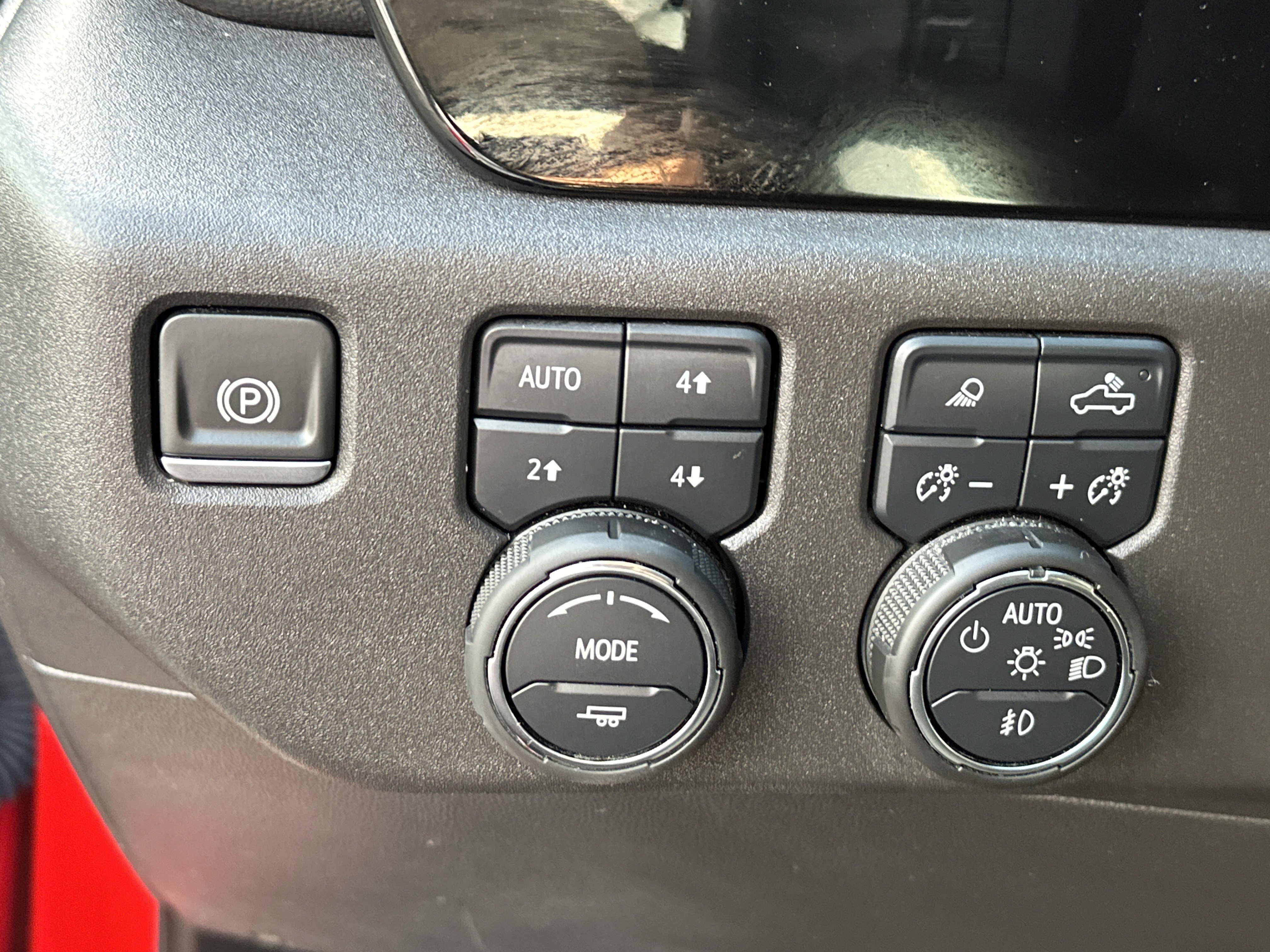 Certified 2024 Chevrolet Silverado 1500 ZR2 w/ ZR2 Bison Edition image 25