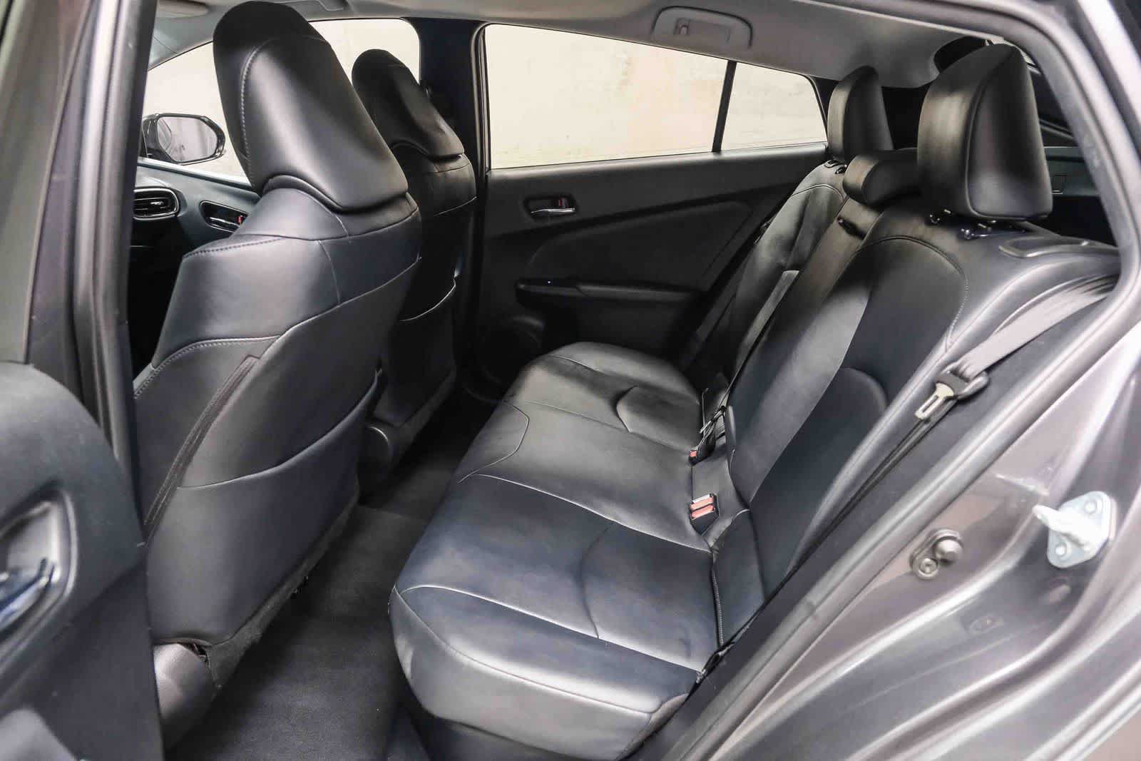 Used 2017 Toyota Prius Four w/ Advanced Technology Package FWD image 20