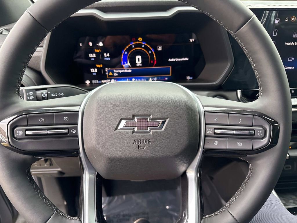 New 2025 Chevrolet Colorado Trail Boss w/ Off-Road Front Bumper Package image 20