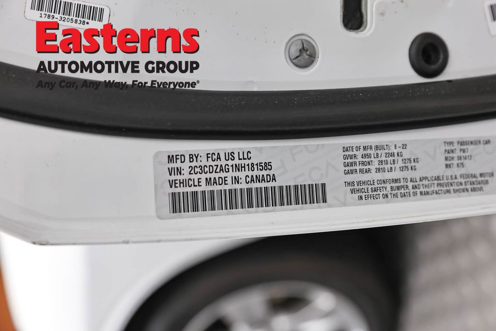 Used 2022 Dodge Challenger SXT image 33