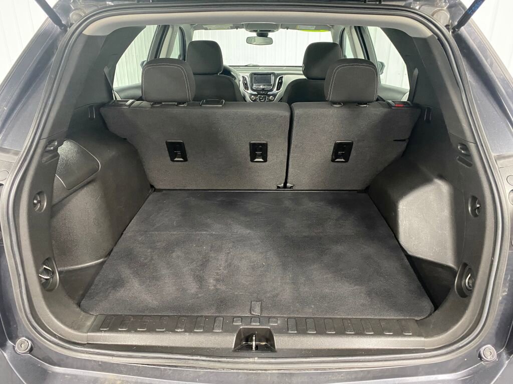 Used 2022 Chevrolet Equinox LS image 7