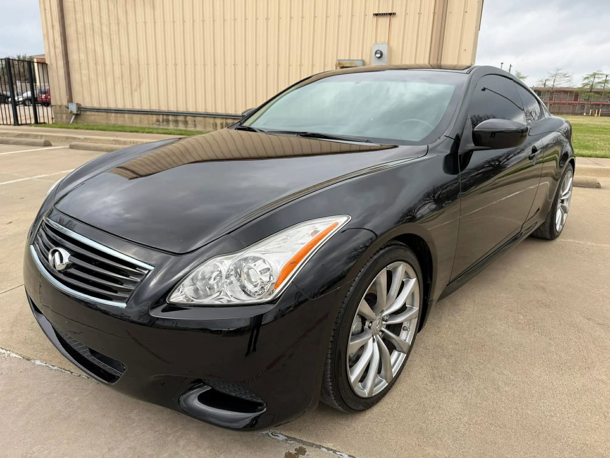 Used 2008 INFINITI G37 Journey w/ Premium Pkg image 2