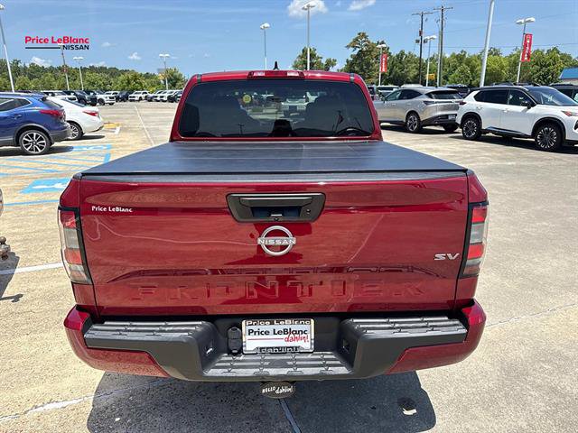 Certified 2024 Nissan Frontier SV w/ Tow Package RWD image 6