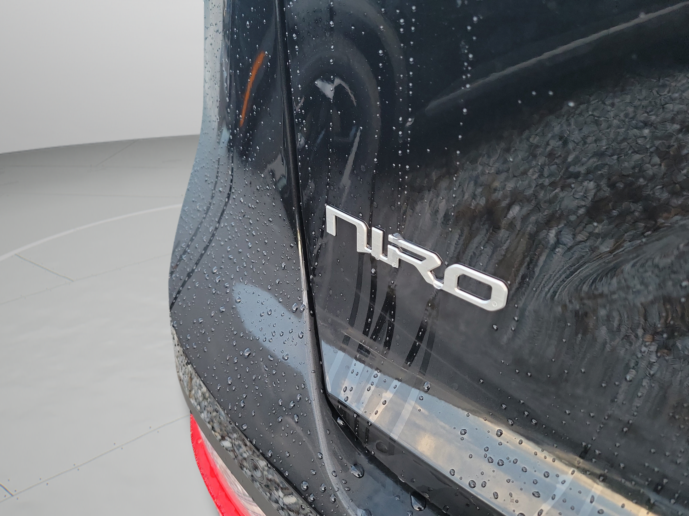 New 2026 Kia Niro EX FWD image 32