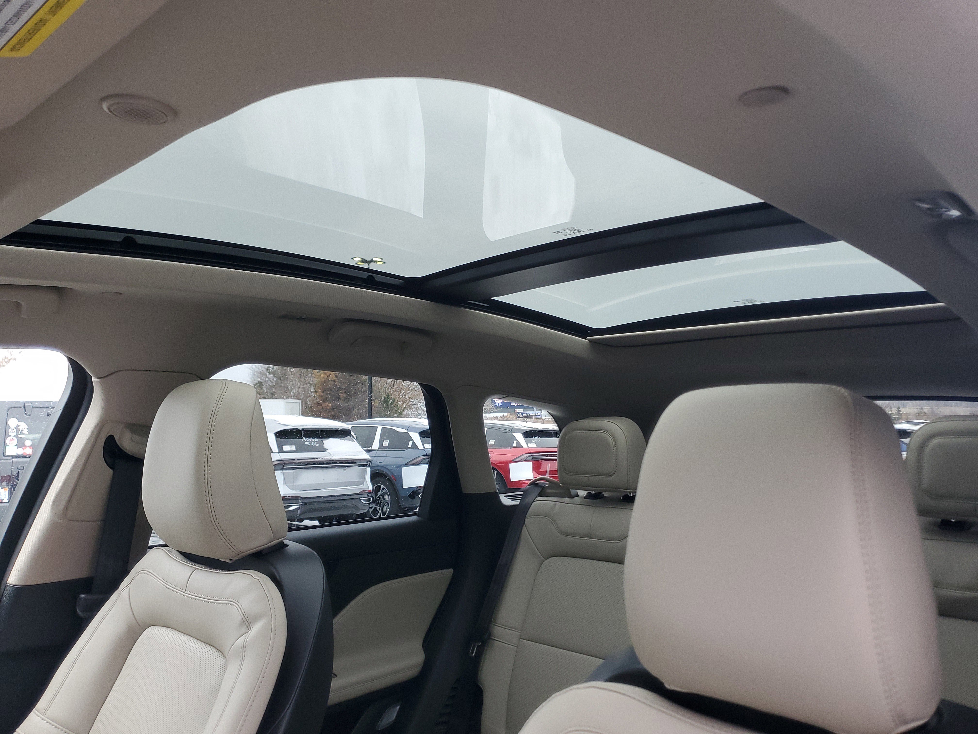 New 2026 Lincoln Corsair Premiere image 11