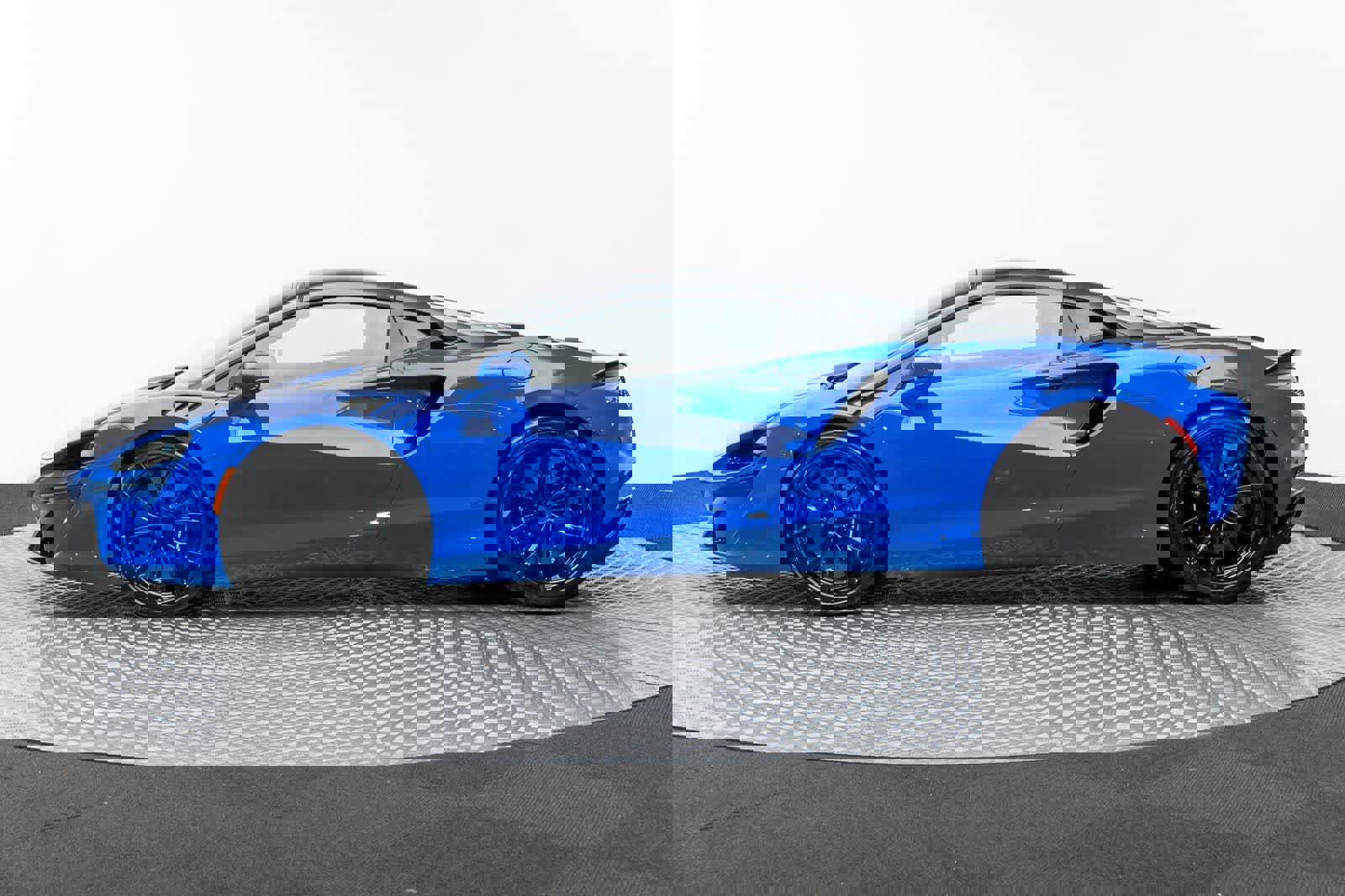 New 2025 McLaren Artura Spider image 22