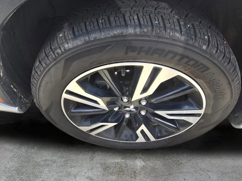 Used 2024 Mitsubishi Eclipse Cross SEL AWD/4WD image 19