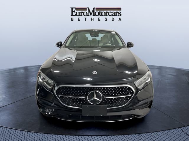Used 2025 Mercedes-Benz E 350 4MATIC Sedan image 8