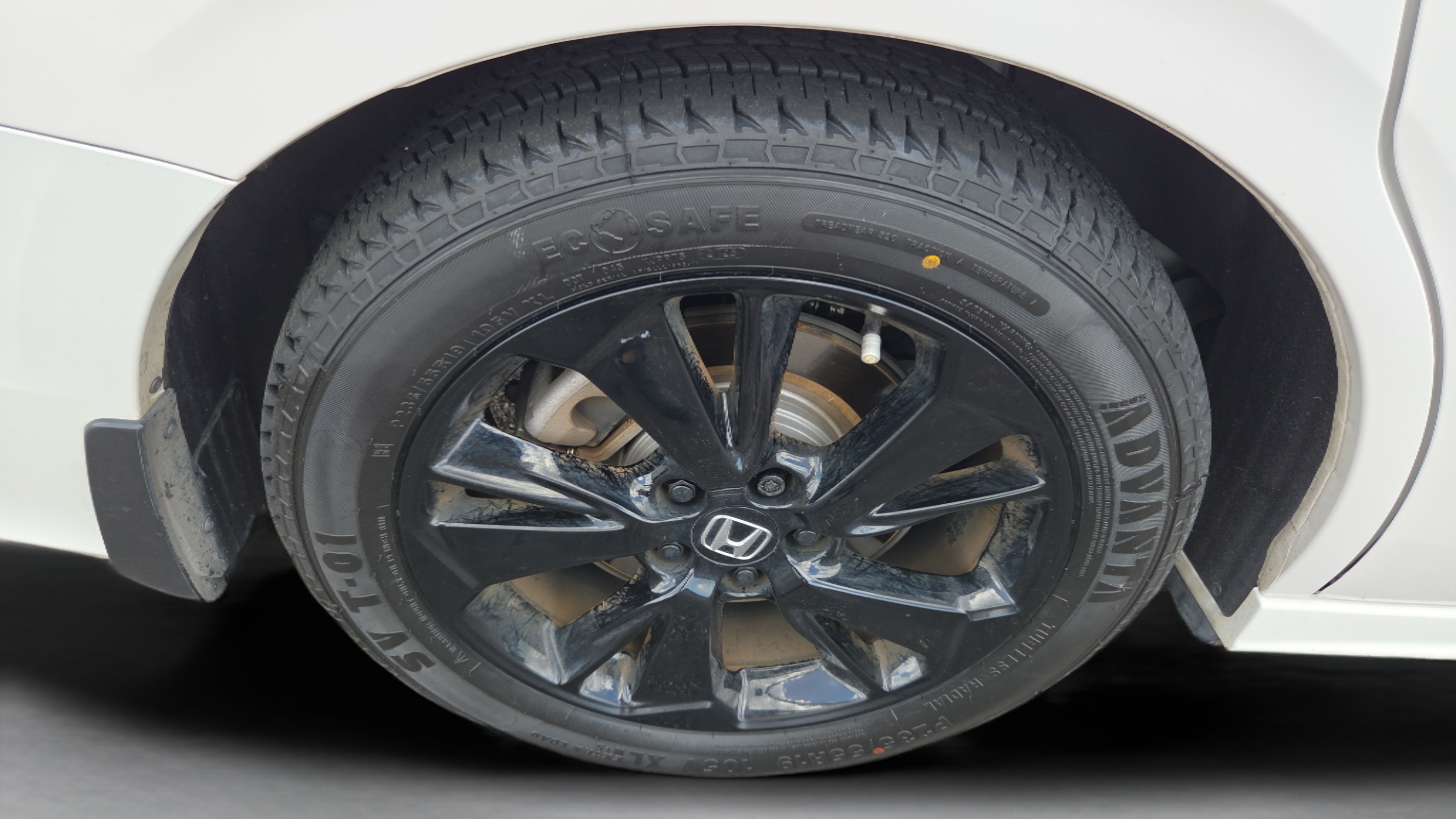 Certified 2024 Honda Odyssey Sport image 37