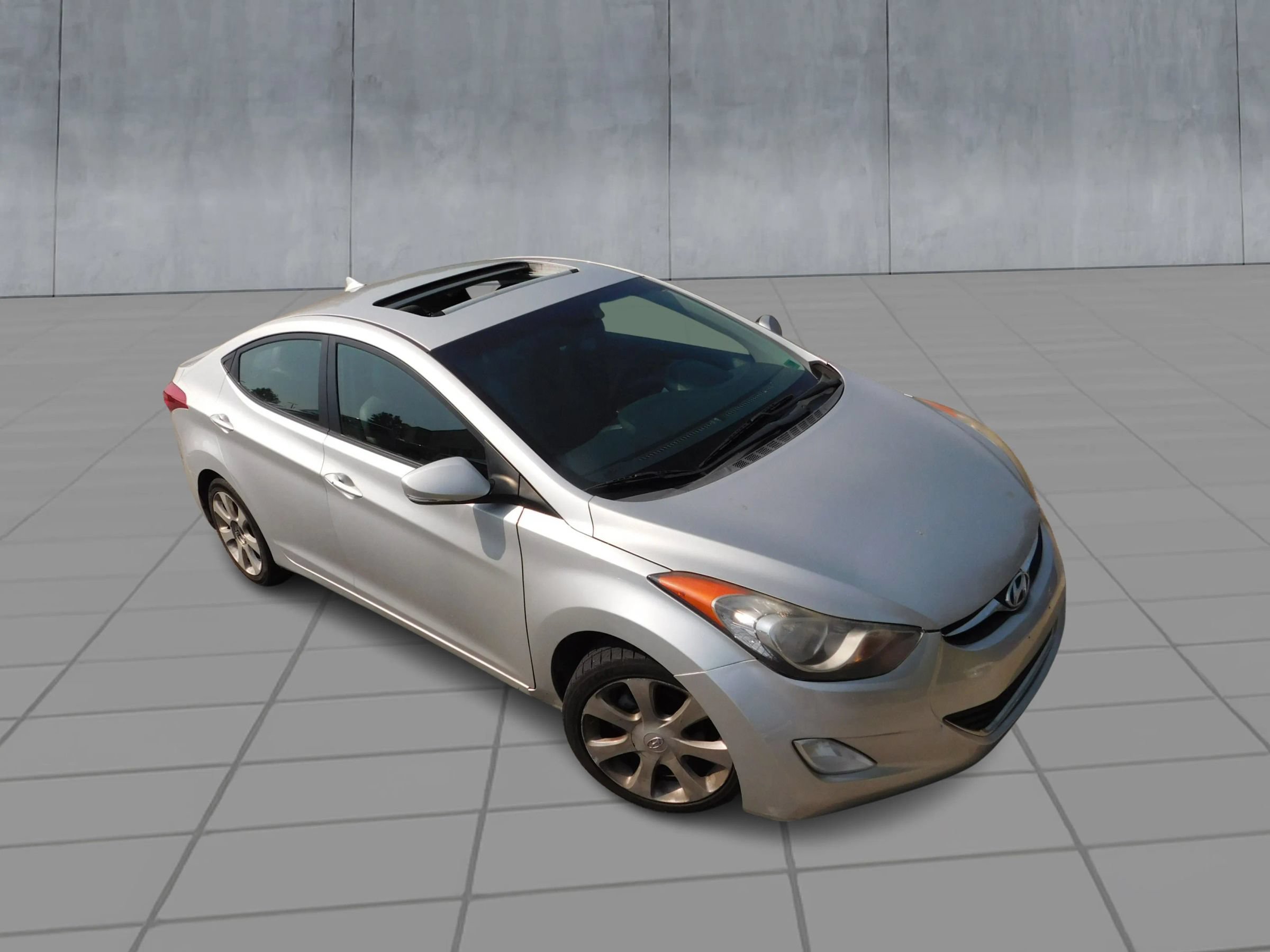 Used 2011 Hyundai Elantra Limited w/ Premium Pkg 5 FWD image 2
