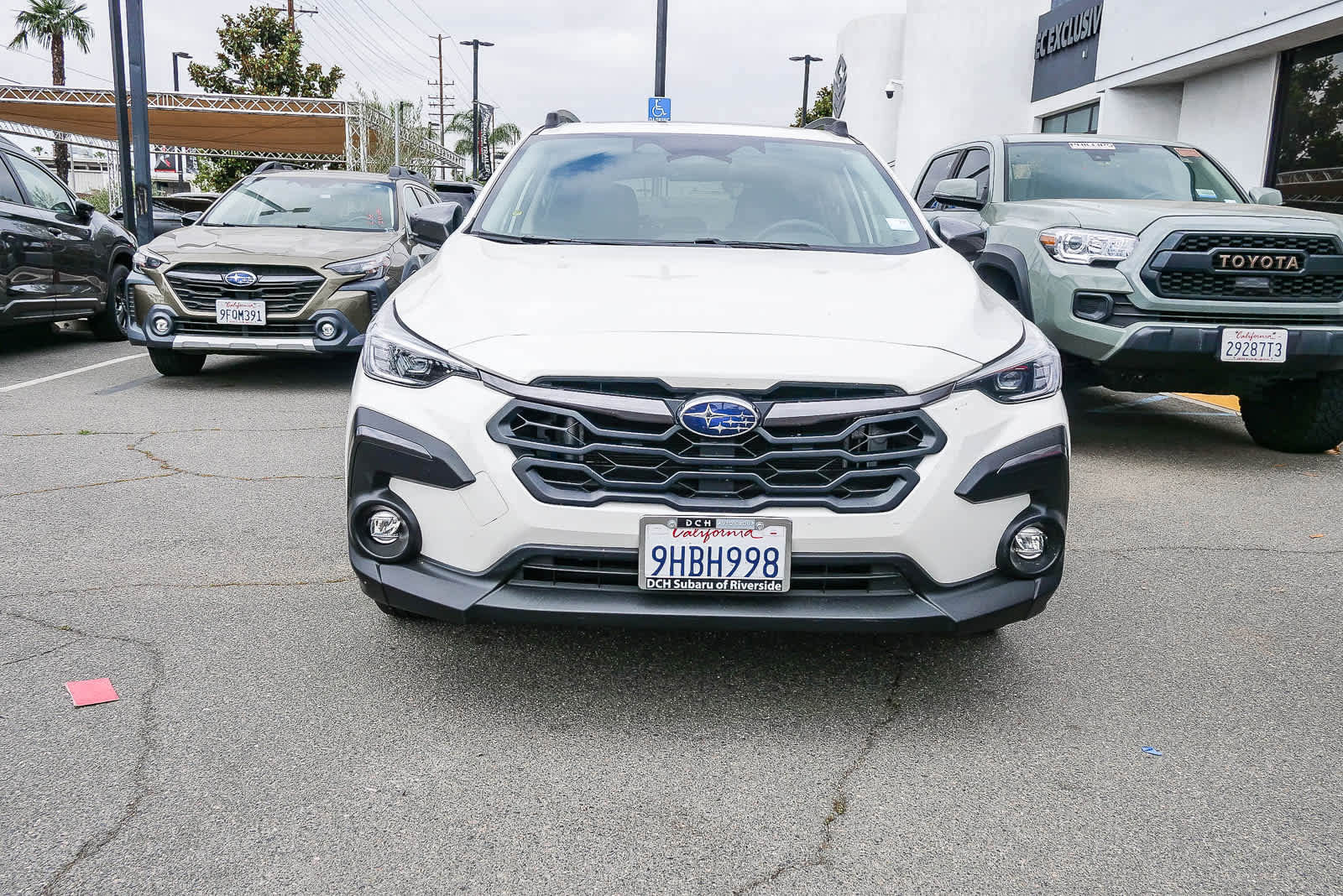 Used 2024 Subaru Crosstrek 2.5i Limited w/ Crosstrek Mirror Package AWD/4WD image 2