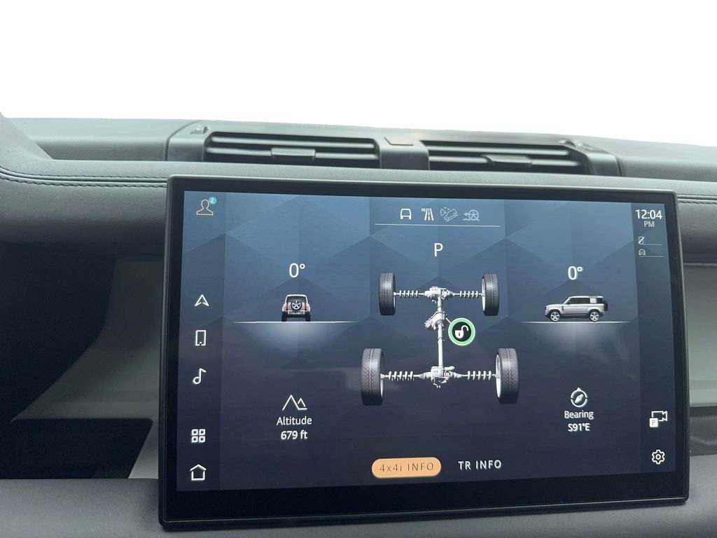 Used 2025 Land Rover Defender 110 S image 25