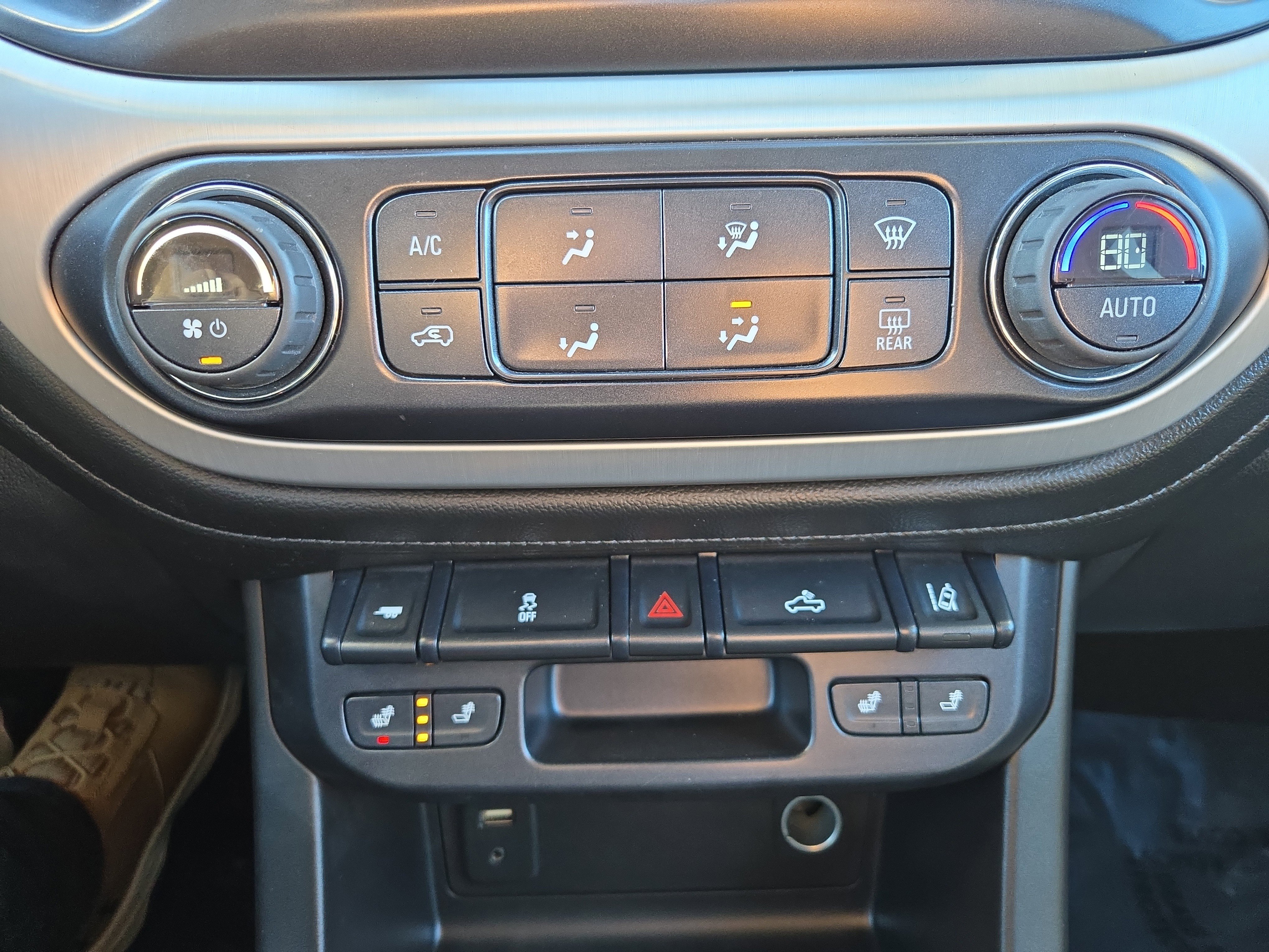 Used 2015 GMC Canyon SLT w/ Driver Alert Package image 20