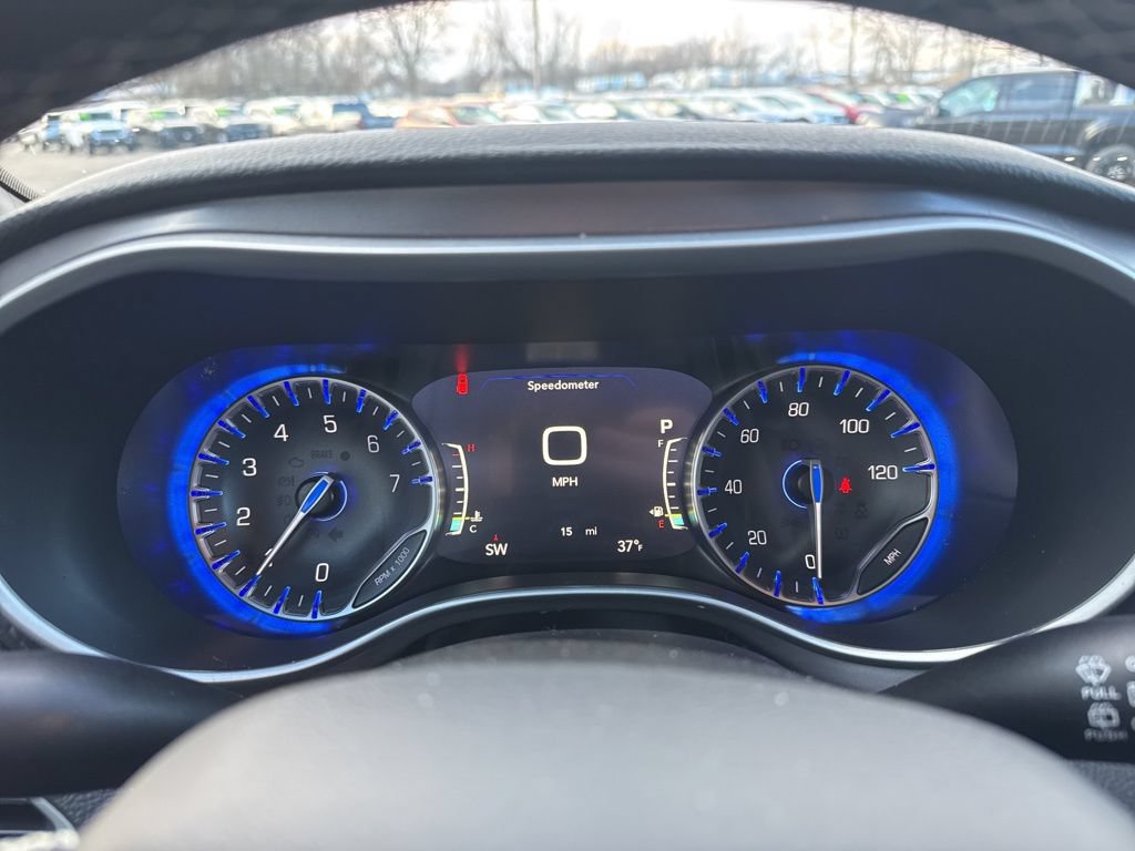 New 2026 Chrysler Pacifica Select AWD/4WD image 14