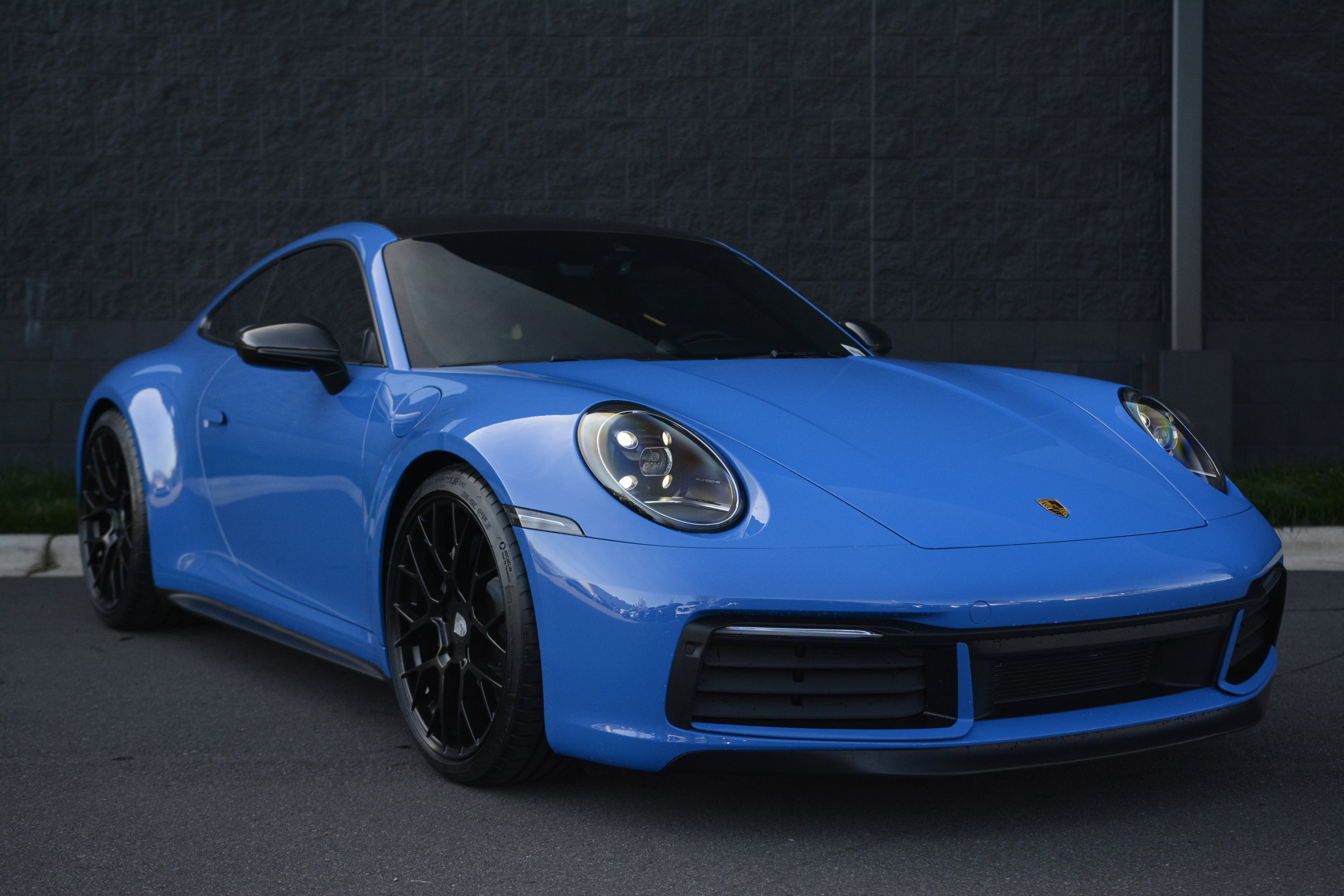 Certified 2024 Porsche 911 Carrera T image 9
