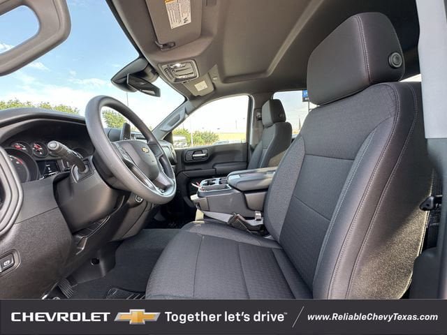 New 2026 Chevrolet Silverado 1500 Custom RWD image 25