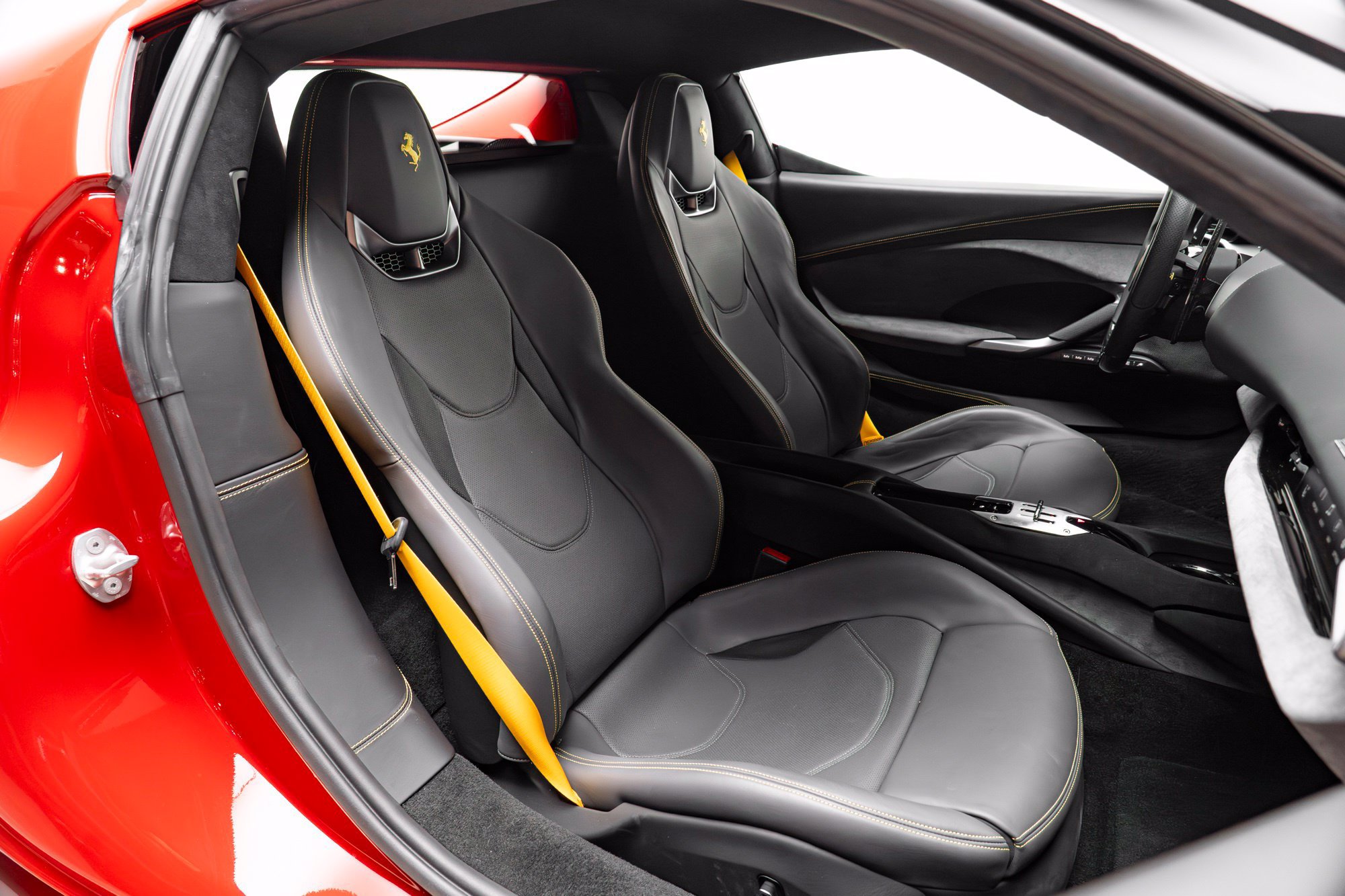 Used 2023 Ferrari 296 GTB RWD image 43