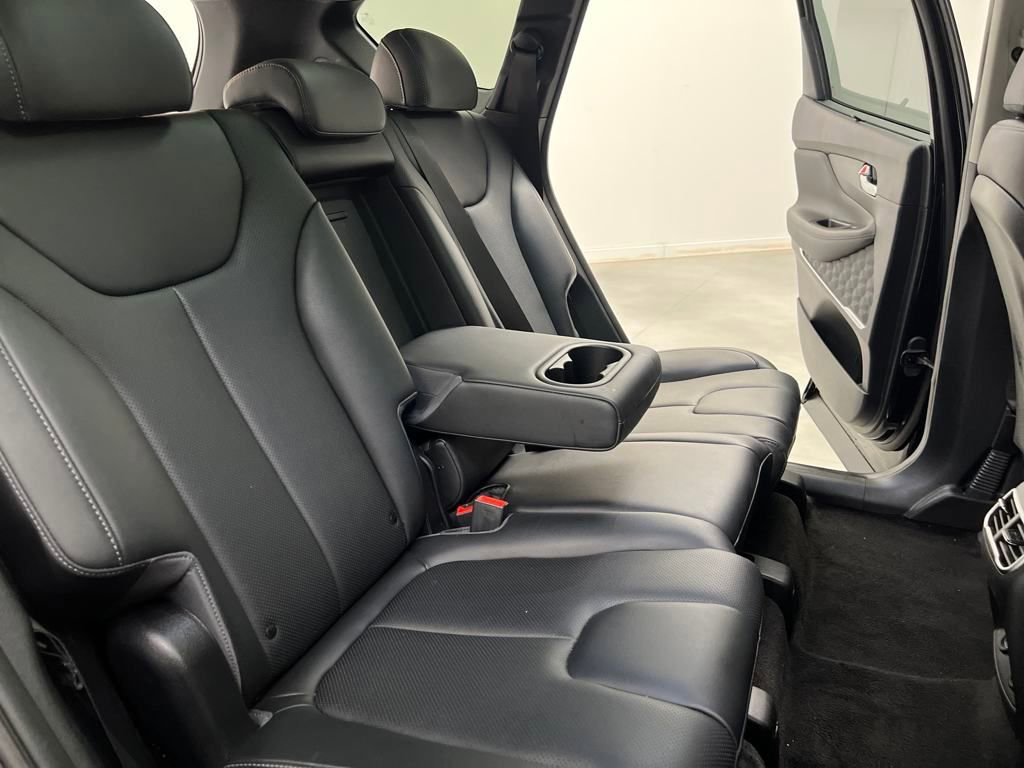 Used 2023 Hyundai Santa Fe SEL Premium image 17