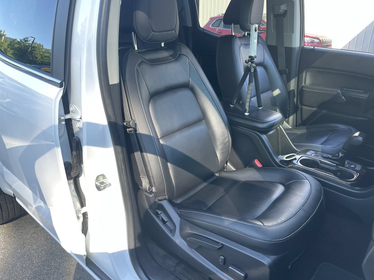 Used 2018 GMC Canyon SLT w/ Driver Alert Package AWD/4WD image 41