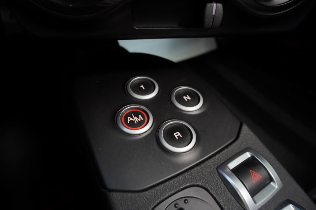 Used 2019 Alfa Romeo 4C Spider RWD image 61